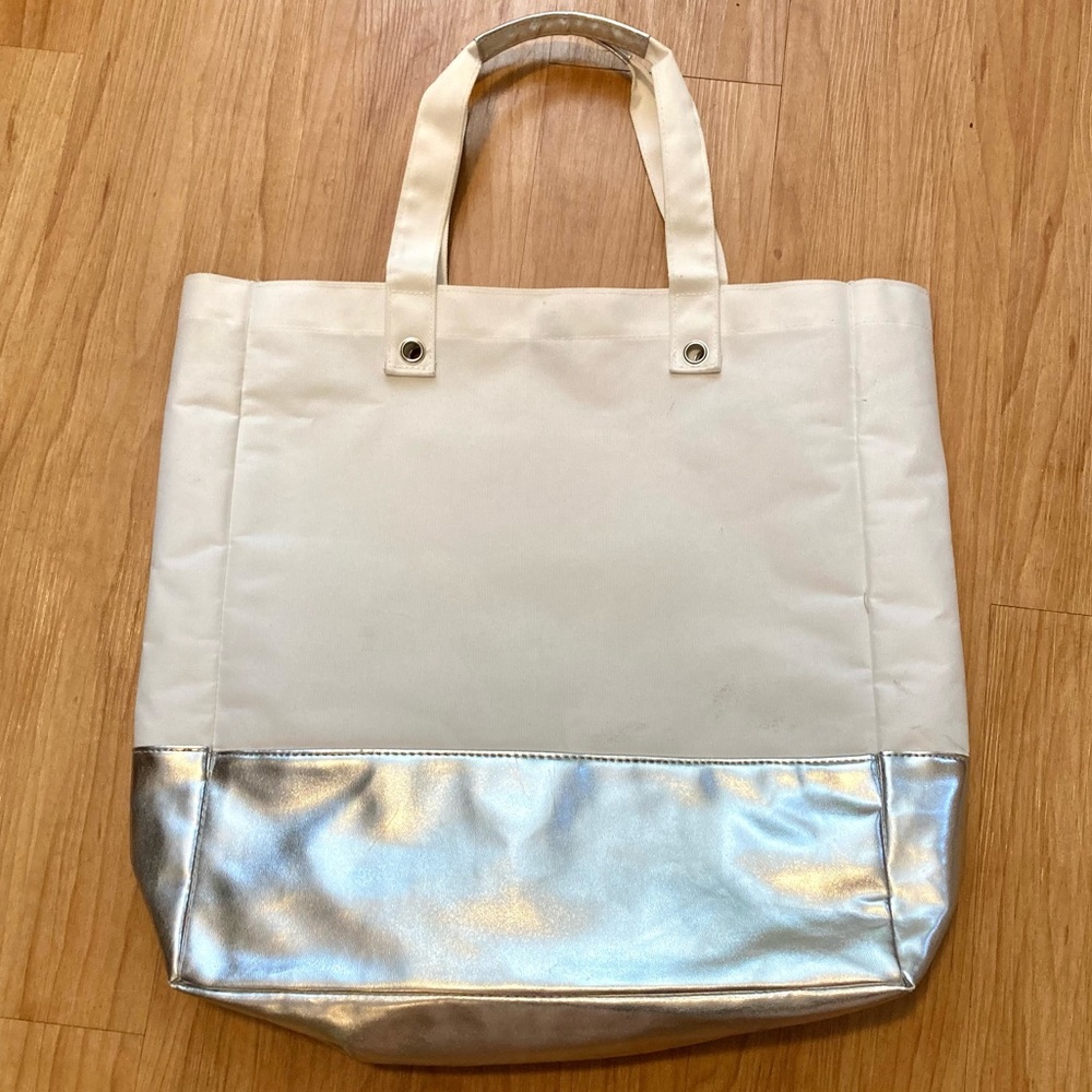 Large white tote bag with metallic silver base